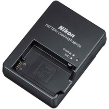NIKON MH-24 CARICABATTERIA PER EN-EL14