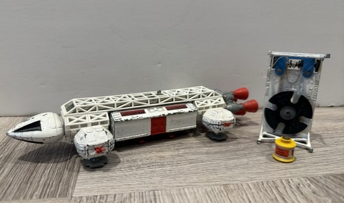 Space 1999 eagle freighter - space,