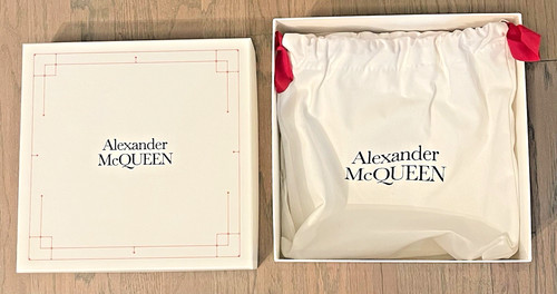 Alexander mcqueen med - mcqueen,