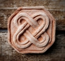 piastrella in cotto naturale  nodo Salomone cm 10x10 cira