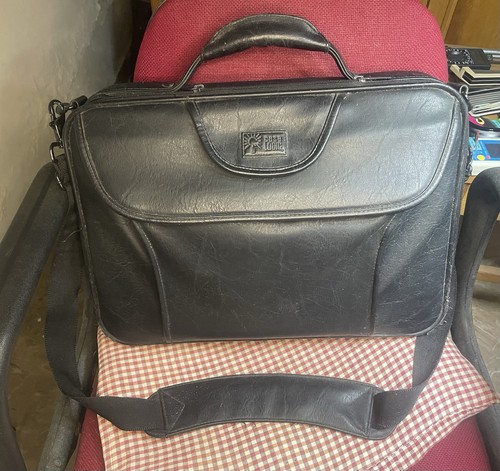 Borsa porta case logic nera - pc,