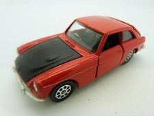 Corgi 378 MGC GT modello sfuso con bagaglio