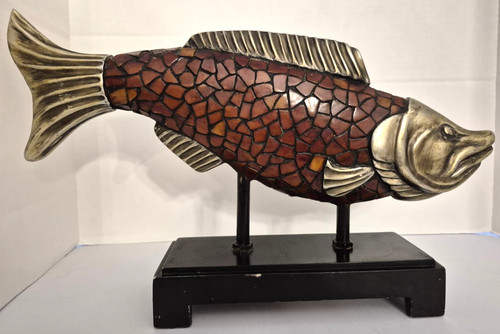 Statua scultura pesce mosaico