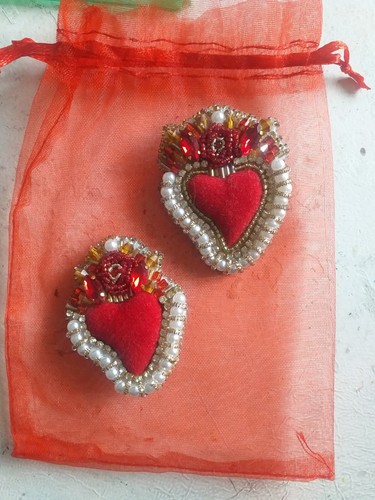 Spilla cuore sacro velluto - cuore,