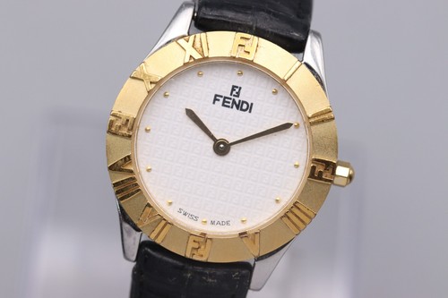 Quasi come nuovo orologio - [quasi, nuovo]