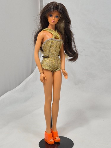 Vintage tuesday taylor bambola - tuesday,