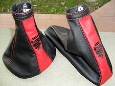 CUFFIA CAMBIO E FRENO CON RICAMO per ALFA ROMEO MITO in vera pelle nera e rossa