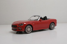 Bburago 01277 FIAT 124 Spider
