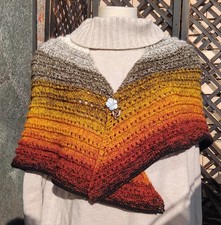 Scialle triangolare ai ferri