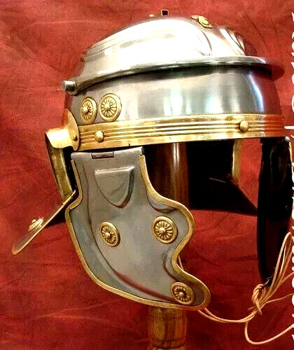 Elmetto soldato imperiale