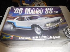 Sigillato Revell 66 Chevy