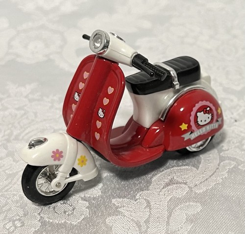 Vintage 2002 hello kitty - 2002, •