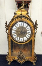 Antico orologio da camino