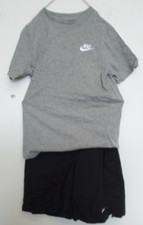 NIKE - PANTALONE + T-SHIRT   tg.S   8-10 Y  128 - 140 cm.  NIRIMA
