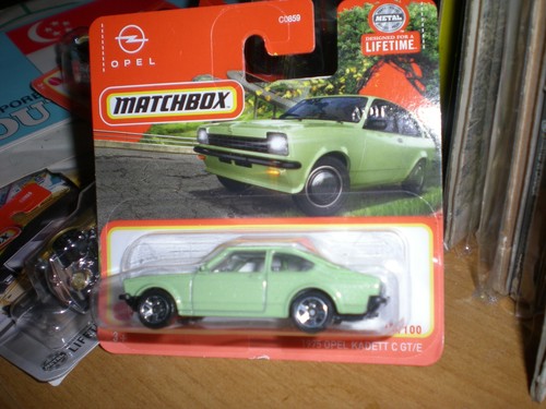 Matchbox die cast auto - 1:64,