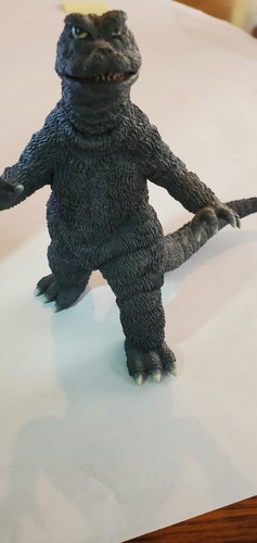 Godzilla volks orient - volks, hero