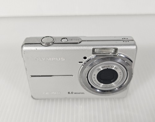 Macchina fotografica olympus - macchina,