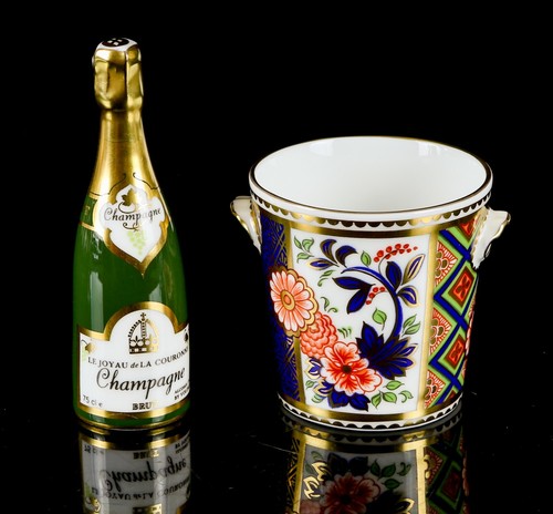 Royal crown derby bottiglia - crown,