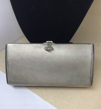 BORSETTA POCHETTE /CLUTCH IN METALLO ARGENTATO ANNI 60/70 CON SCATOLA ORIGINALE 