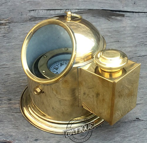 Vintage lucido ottone - vintage, stile