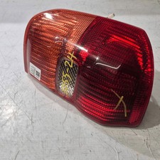 SX. FANALE POST. TOYOTA RAV 4