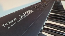Roland JV-30 - Sintetizzatore