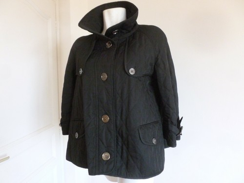 Rare burberry trench court - rare,