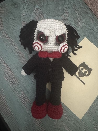 Bambola amigurumi saw fatta - bambola,