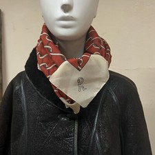 Roberra di Camerino Foulard