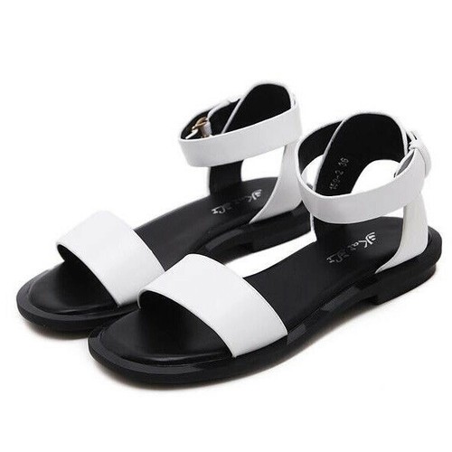 Sandali eleganti bassi