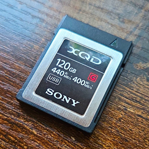 Sony xqd series 120 gb - series,