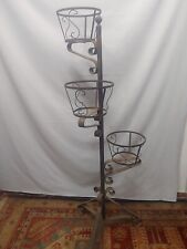 PORTAVASO – FIORIERA – PORTAPIANTE IN FERRO BATTUTO  ANTICO STILE LIBERTY 