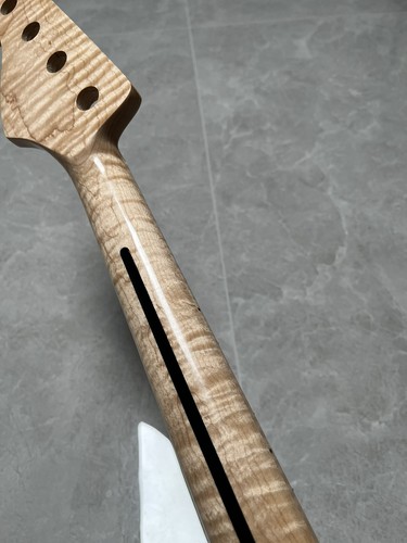 Collo chitarra basso jazz