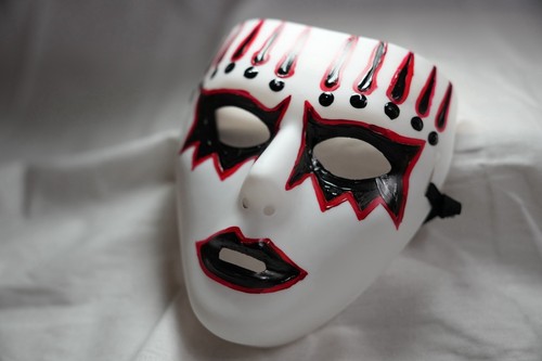 Maschera attesa - , e