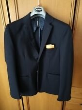 completo Giacca + Cravatta + Pantalone blu scuro in ottime condizioni , usato 