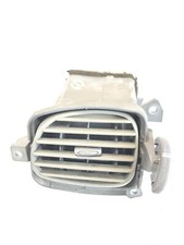 Nissan Almera Tino presa