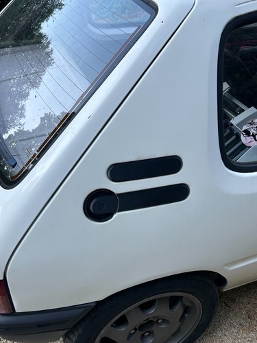 Peugeot 205