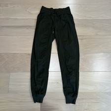 Pantaloni Lululemon Dance Studio Jogger Verde Donna 2
