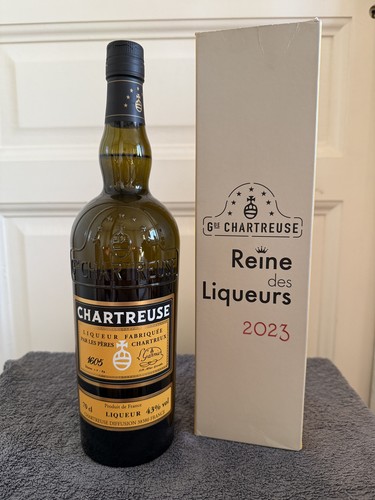Chartreuse reines des liqueurs - des,