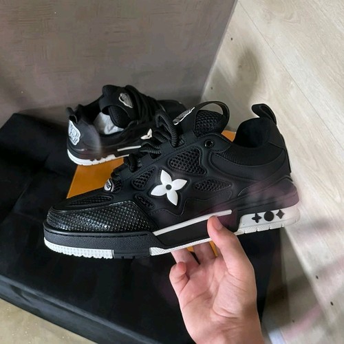 Louis vuitton sneakers - louis,