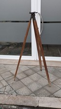 Treppiede da geometra in legno