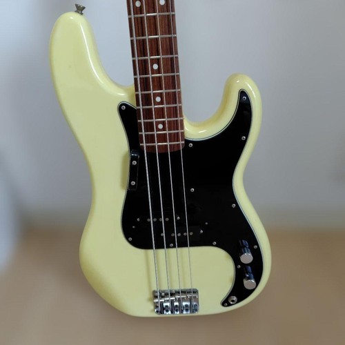 Basso elettrico fender japan - basso,