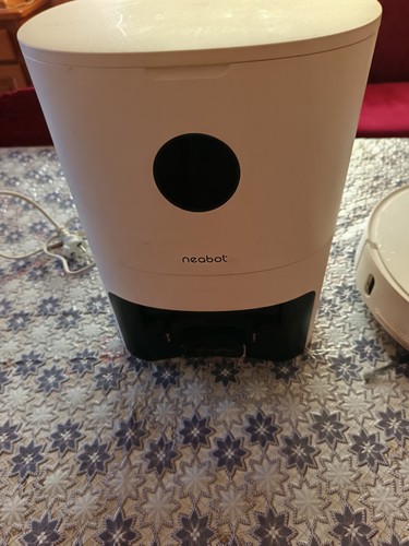 Robot aspirapolvere - robot,