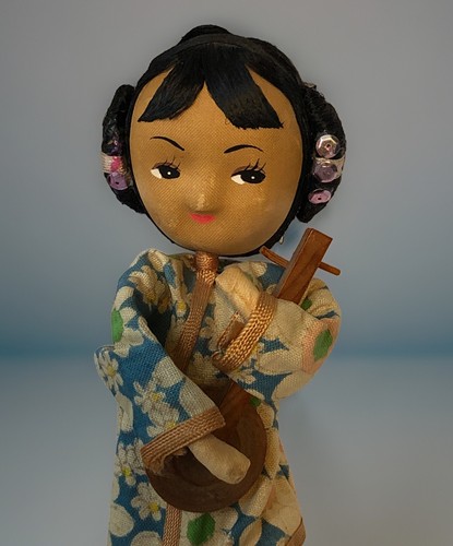 Bambola vintage 1950 asiatica