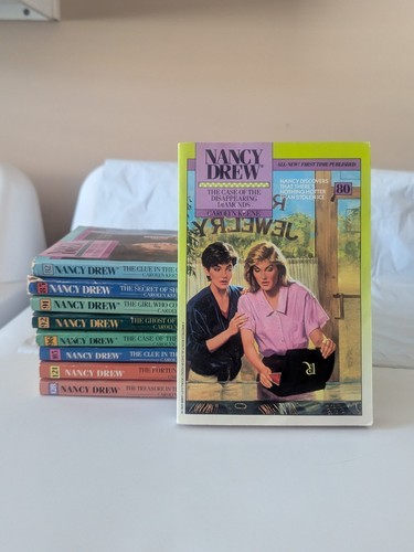 Lot vtg nancy drew - vtg,