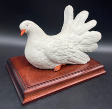 STATUA STATUETTA UCCELLO COLOMBA BIANCA DI PACE PORCELLANA CAPODIMONTE CARPIE'