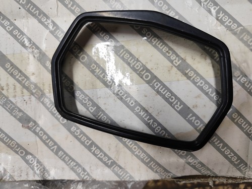 Cornice faro anteriore benelli - cornice,