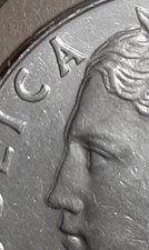 100 LIRE 1977 - PROFILO DEL VISO RIBATTUTO E ASSE RUOTATO - REPUBBLICA ITALIANA