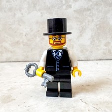 LEGO Town Haunted House Butler
