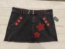 HOT TOPIC Social Collision